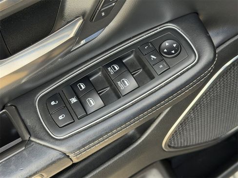 Used 2019 RAM 1500 Limited w/ Advanced Safety Group image 25