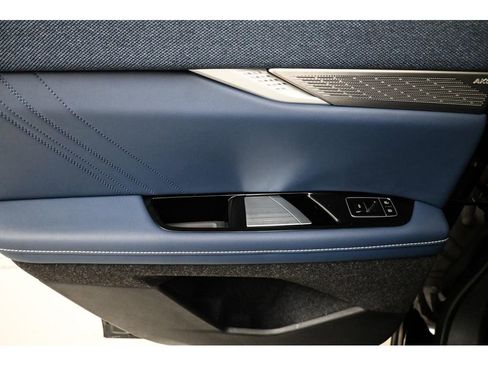 New 2026 Cadillac Optiq Luxury 2 AWD/4WD image 12