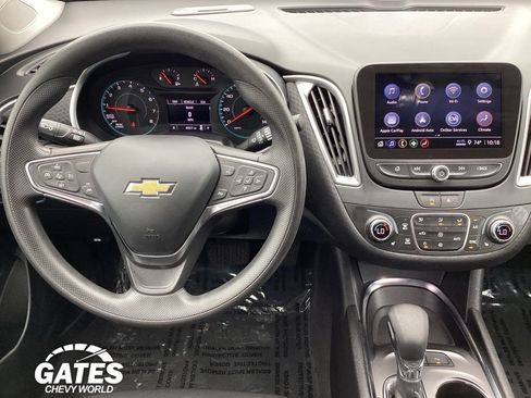 Used 2025 Chevrolet Malibu LT FWD image 15
