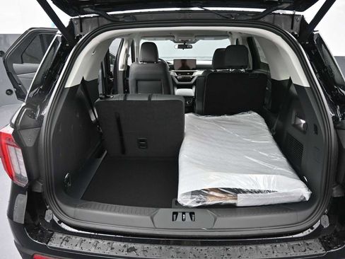 New 2026 Ford Explorer Active image 18