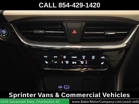 Used 2025 Buick Encore GX Avenir w/ Avenir Convenience Package FWD image 28