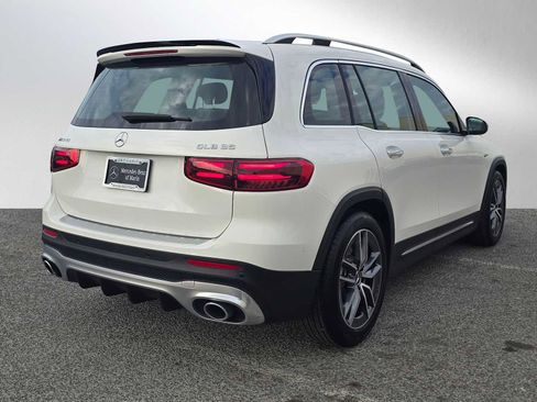 Used 2025 Mercedes-Benz GLB 35 AMG AMG GLB 35 image 4