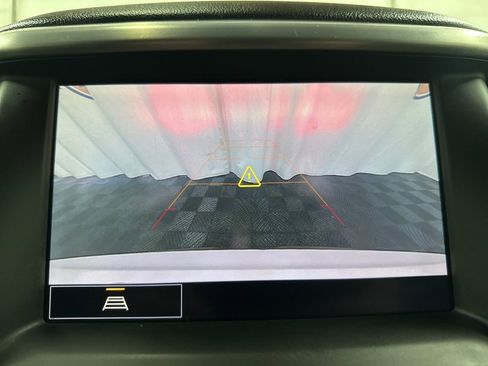 Used 2021 GMC Acadia SLT image 26