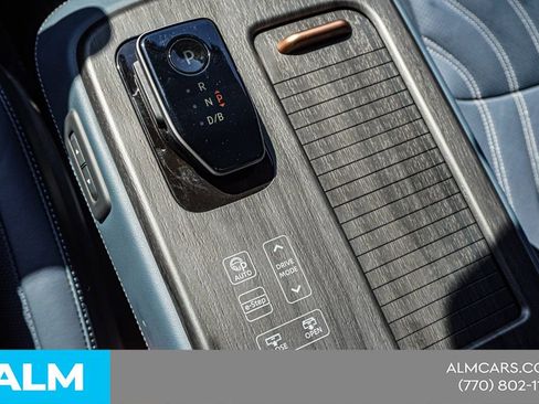 Used 2023 Nissan Ariya image 46