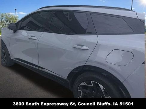 Used 2023 Kia Sportage SX FWD image 11