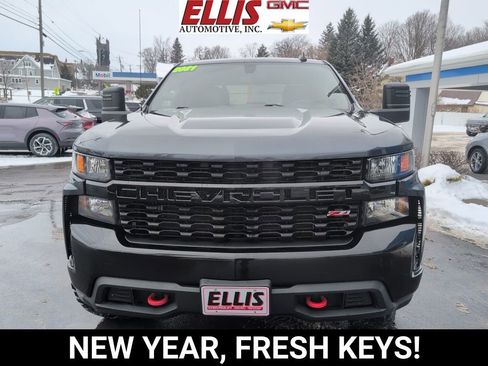 Used 2021 Chevrolet Silverado 1500 Custom Trail Boss w/ LPO, Dark Essentials Package image 1