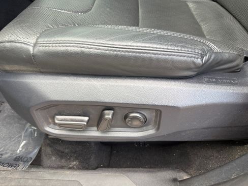 Used 2023 Toyota Tundra Limited w/ TRD Off-Road Package AWD/4WD image 14