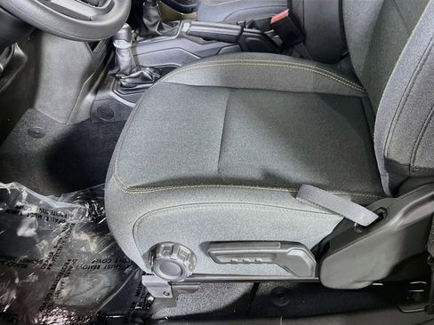 Used 2025 Jeep Wrangler Sport image 18