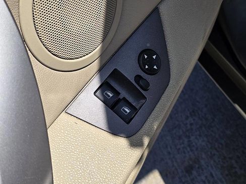 Used 2004 BMW Z4 3.0i image 21