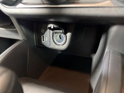 New 2025 Nissan Versa S w/ Trunk Package FWD image 22