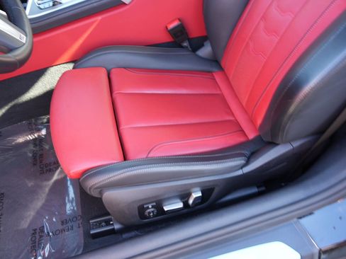 Used 2025 BMW 840i Coupe w/ M Sport Professional Package image 10