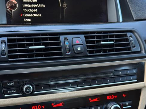 Used 2016 BMW 528i Sedan RWD image 39