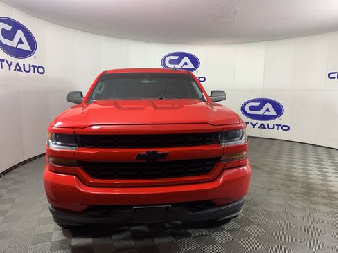 Used 2018 Chevrolet Silverado 1500 Custom w/ Custom Value Package image 8