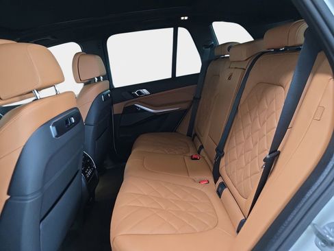 New 2026 BMW X5 sDrive40i w/ M Sport Package RWD image 9