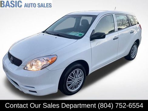 Used 2004 Toyota Matrix image 1