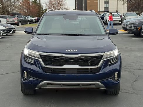 Used 2023 Kia Seltos SX image 11