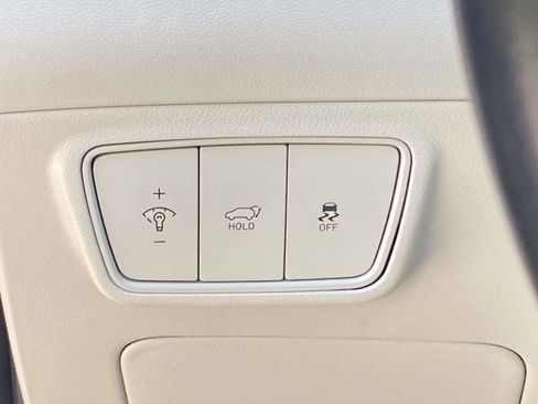 Used 2022 Hyundai Tucson Limited image 31