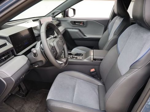 New 2026 Toyota RAV4 XSE w/ Panoramic Sun Roof Package AWD/4WD image 13