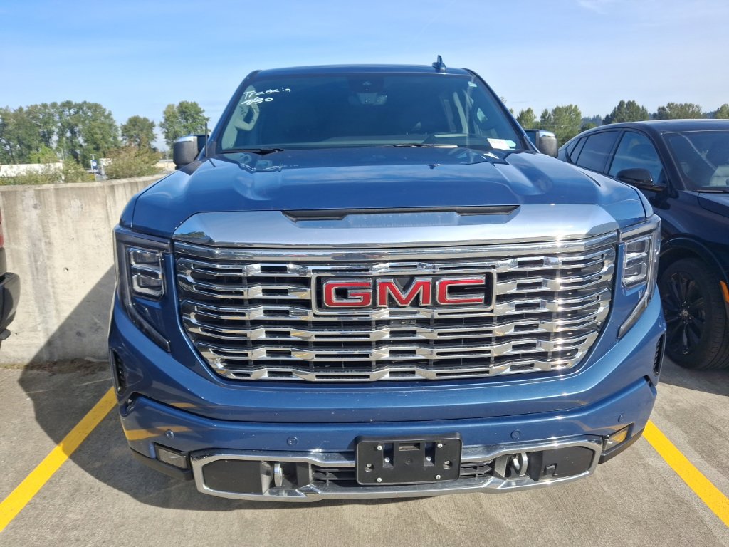 Certified 2026 GMC Sierra 1500 Denali w/ Technology Package AWD/4WD image 3
