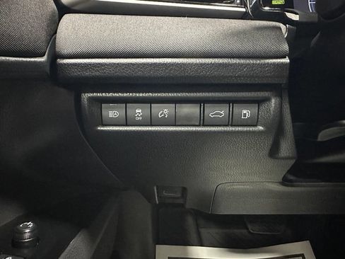 Used 2026 Toyota Camry LE FWD image 17