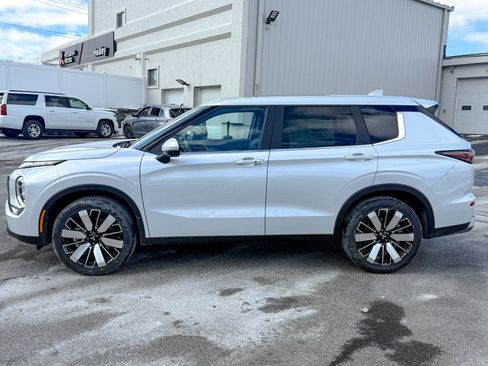 New 2026 Mitsubishi Outlander SE AWD/4WD image 4