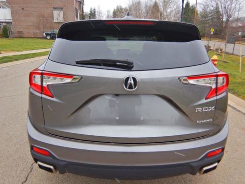 Used 2023 Acura RDX SH-AWD image 11