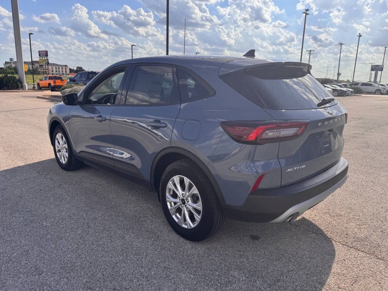 Used 2025 Ford Escape Active w/ Tech Pack #1 FWD image 12