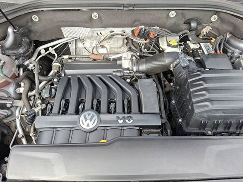 Used 2020 Volkswagen Atlas SE w/ Panoramic Sunroof Package image 29