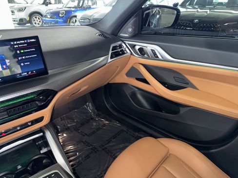Certified 2025 BMW M440i RWD image 30