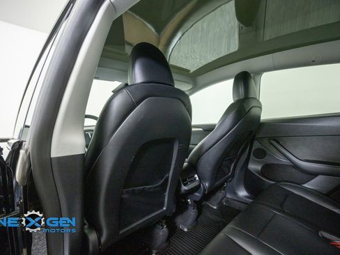 Used 2024 Tesla Model Y Performance AWD/4WD image 25