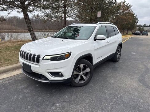 Used 2019 Jeep Cherokee Limited image 1