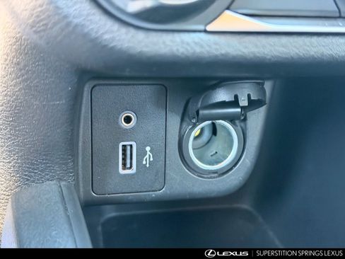 Used 2021 Nissan Versa S image 31