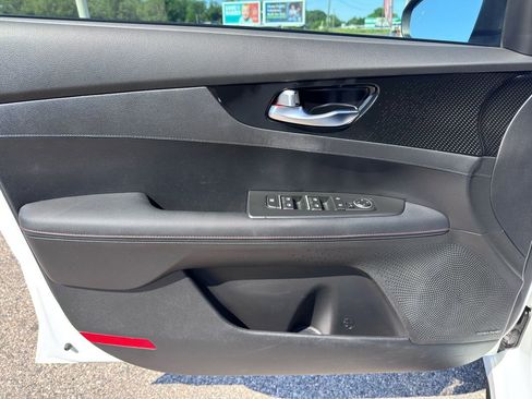 Used 2022 Kia Forte GT w/ GT2 Package FWD image 9