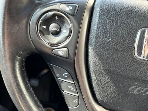 Used 2019 Honda Ridgeline RTL-T image 11