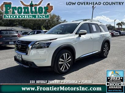 Used 2024 Nissan Pathfinder Platinum