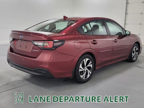 Used 2025 Subaru Legacy Premium image 8