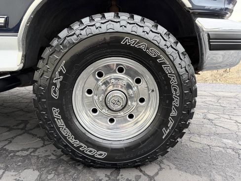 Used 1993 Ford F250 XLT 2dr 4WD Extended Cab LB HD image 25