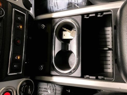 Used 2018 Nissan Titan PRO-4X w/ Pro-4x Convenience Package image 42