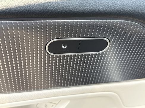 Certified 2022 Mercedes-Benz GLB 250 image 39