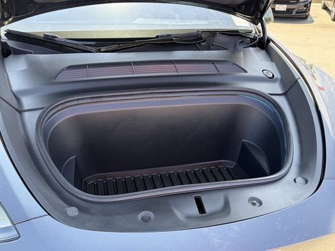 Used 2024 Tesla Model Y Long Range AWD/4WD image 39