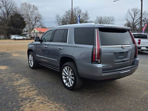Used 2019 Cadillac Escalade Premium Luxury image 5