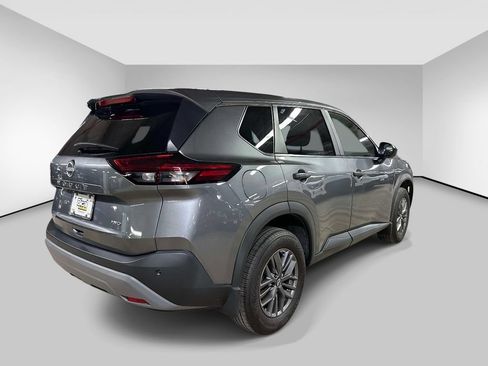 Used 2023 Nissan Rogue S AWD/4WD image 5