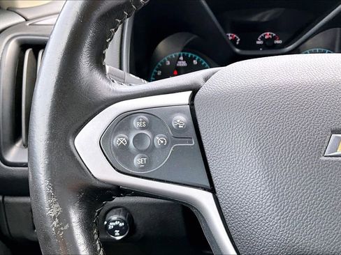 Used 2022 Chevrolet Colorado LT w/ Fleet Safety Package AWD/4WD image 12