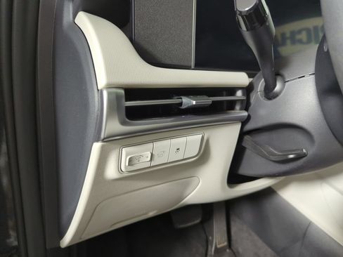 Used 2025 Hyundai Tucson SEL FWD image 26