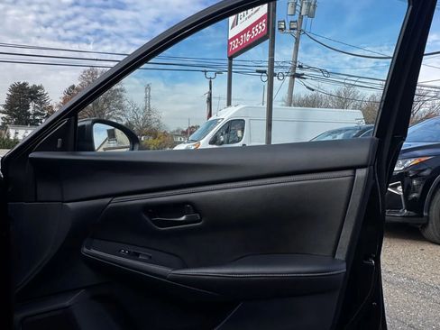 Used 2025 Nissan Sentra S image 14