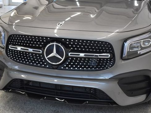 Used 2023 Mercedes-Benz GLB 250 4MATIC image 14