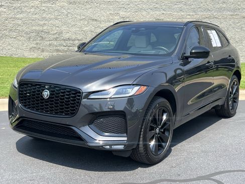 Used 2026 Jaguar F-PACE R-Dynamic S AWD/4WD image 2