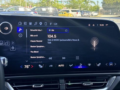 Used 2025 Chevrolet Equinox EV LT w/ Comfort Package FWD image 21