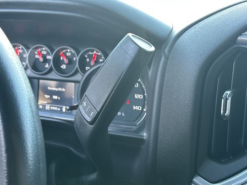 Certified 2021 Chevrolet Silverado 1500 Custom image 28