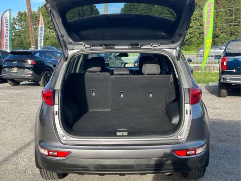 Used 2019 Kia Sportage LX FWD image 11